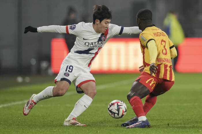 Prince PSG is crazy! Lee Kang-in's equalizer goal pass  dribble success rate 100% PSG wins 21 against Lance → 18 league games undefeated