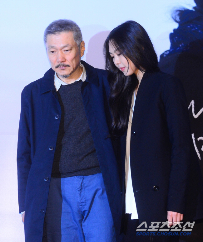 Hong Sang-soo, who had an affair with Kim Min-hee for 10 years, did not attend his only daughter's wedding..congratulatory money (President of Entertainment) 