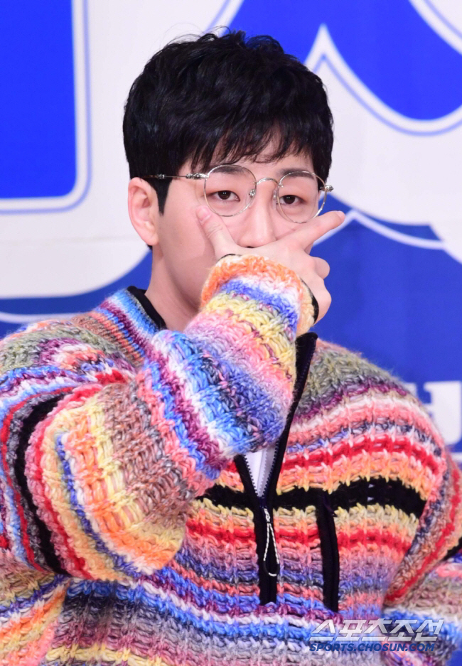  Dindin, who was excited about a blind date with actor Lee Pureum, and Joo Ji-hoon's remarks resembling him led to 'clown ascension' (Dongsang Imong) 