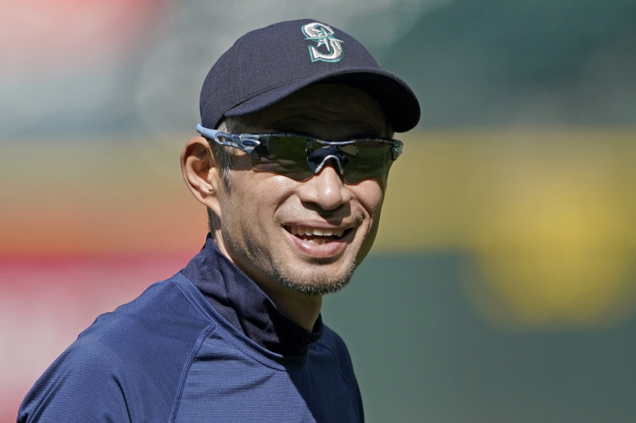 Shocking if even one of 201 betrays! Ichiro's Great Work, Jeter Unanimous HOF? Announcement Soon