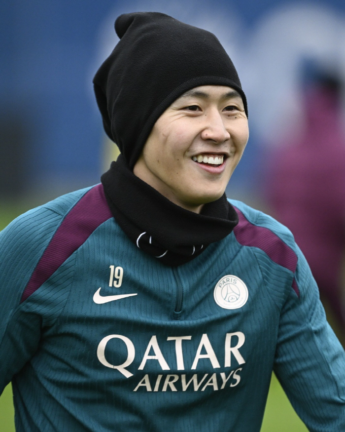 Lee Kang-in will be tested to join Manchester City Rebuilding, and Guardiola and Champs will face off against each other...Attention to LEE Build-Up Capabilities