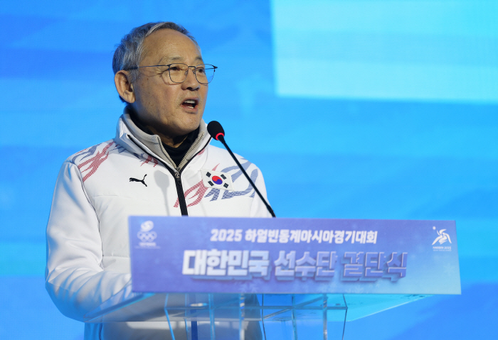 Go, Korea! Harbin Winter Games Decision Ceremony Yu In-chon Minister X Yoo Seung-min, President-elect of the Korea Sports Council, is cheering enthusiastically