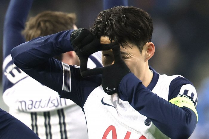 Son Heung-min's 9th and 10th goal of Son Heung-min's hand was highly praised by foreign media...The highest rating in the team, MOM