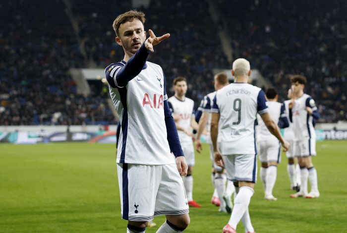  Son Heungmin's 9th goal of the season! Tottenham end first half of 20 lead away from Hoffenheim!