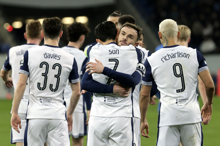  Son Heungmin's 9th goal of the season! Tottenham end first half of 20 lead away from Hoffenheim!