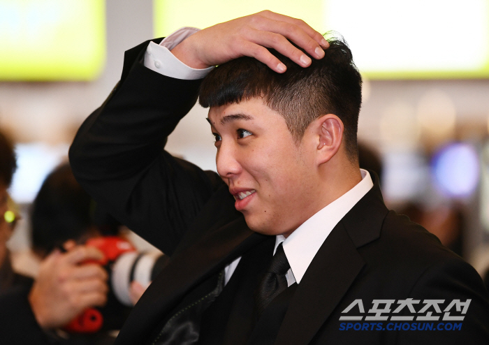 Wontaein's annual salary is 630 million won! Kim Young-woong's highest increase rate of 295%...Lion's heart is ready. 