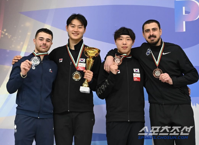 Fencing Emperor's Return Oh Sang-wook defeated the current world No. 1 to win the Plovodiff World Cup! Park Sangwon is also in third place. The Avengers in the new year!