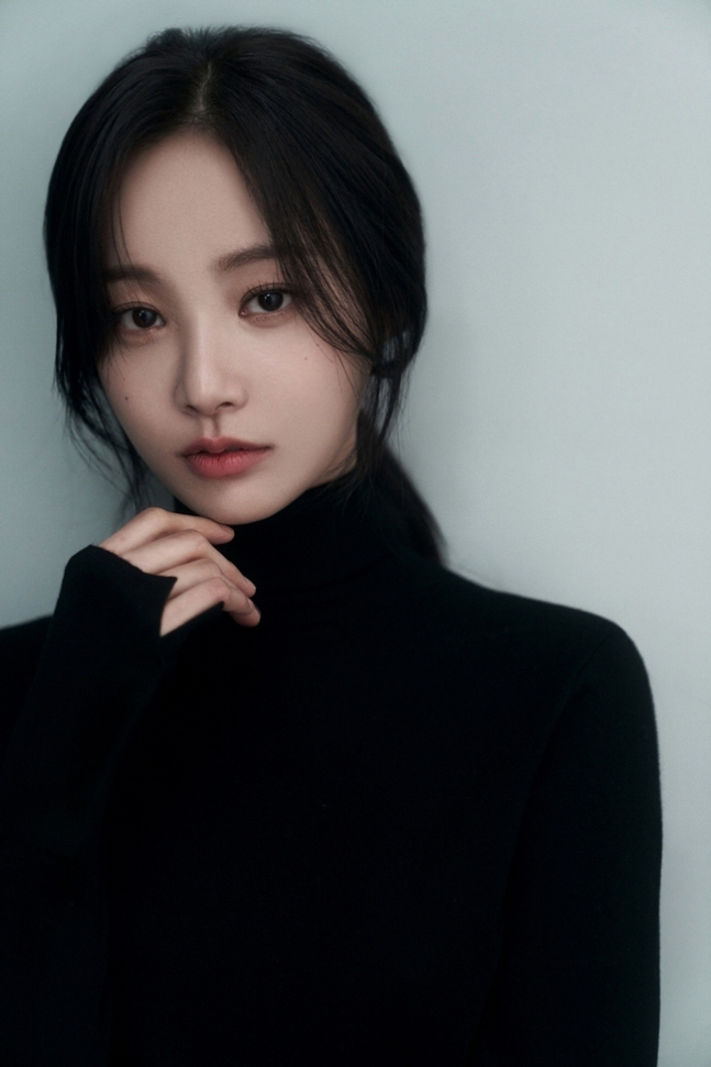  Yeonwoo Reflects on a Busy Year and Success with 'The Tale of Lady Ok'