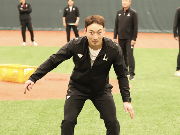 Squid Game at Campground! Kim Kwang-hyun to the final round to revive the loser → Even local spectators gathered