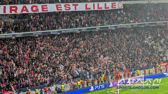  Hwang In-bee's 45th minute Feyenoord, 1-6 defeat to Lille. Round of 16 Goes to PO