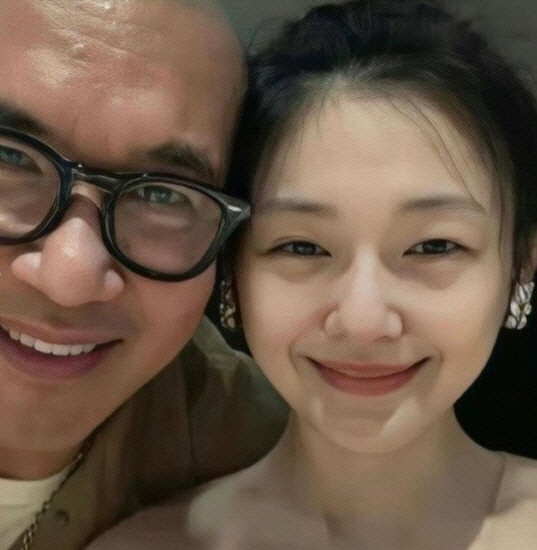 Koo Jun-yeop took 23 years to break up with Seo Hee-won after 3 years of marriage, and unfortunately, he died of pneumonia. 