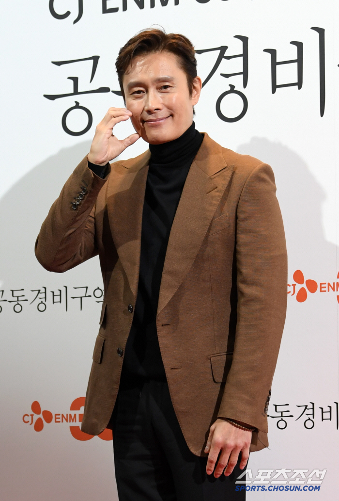 Lee Byung-hun Joint Security Area JSA box office? I didn't expect Park Chan-wook a frank confession