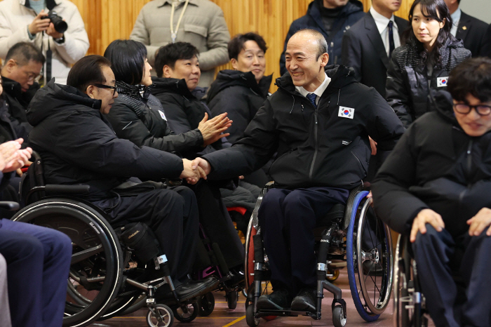 On the first page of a new leap forward, the opening ceremony of the Korea Sports Council for the Disabled in 2025 national team training...I hope that the sweat drops you shed will be a history of victory