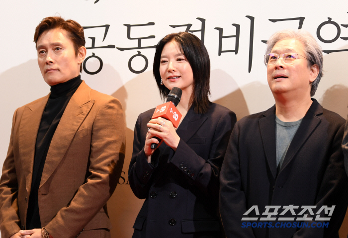  Lee Young-ae's fluttering work even after 25 years