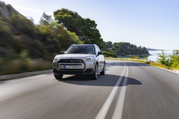 '3 Electric Vehicles' to Lead the New MINI Era' in the First Quarter