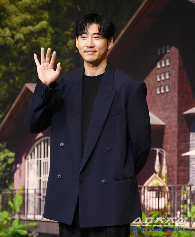 Because of Yoon Kye-sang's wife, the CEO of 30 billion won in annual sales, fans feel the power of sobbing