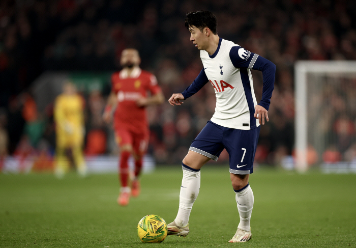  Anfield's tears Son Heung-min, isolated from the side  harsh 6 points for hitting the goal...It's lower than the injured Hishalysong