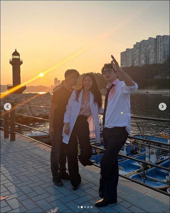 Choi Jiwoo met the stairs of heaven Songju oppa Kwon Sangwoo...a reunion after 22 years