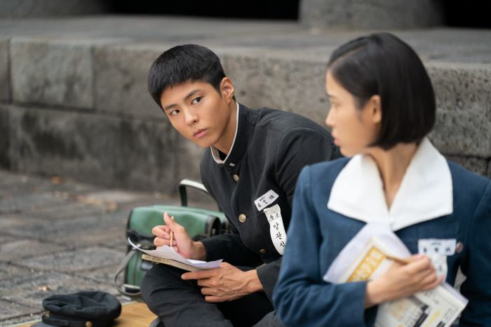 'When Life Gives You Tangerines' Unveils Teaser Featuring IU & Park Bo-gum Ahead of Premiere