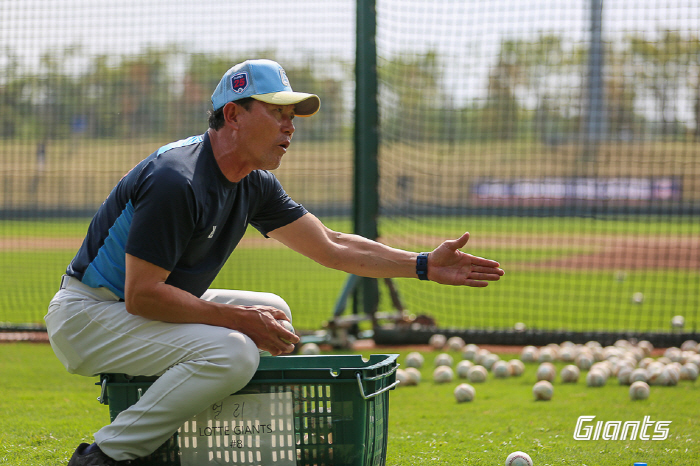 7th place → No efficiency in power reinforcement, hell training, Lotte camp that has changed dramatically...In the end, it depends on the revival of 8 billion catchers 