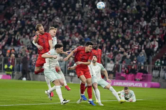 Do you want a crazy performance? Are you sleeping??All iron pillars Kim Min-jae, certified as special with his thorough performance. German media's stable defense praised clever passes