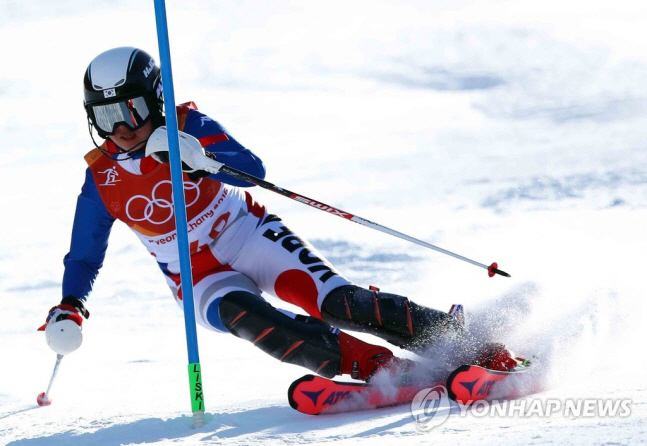  I washed away the pain of no medal 8 years ago Kim So-hee, Alpine Ski Women's Spinning Silver