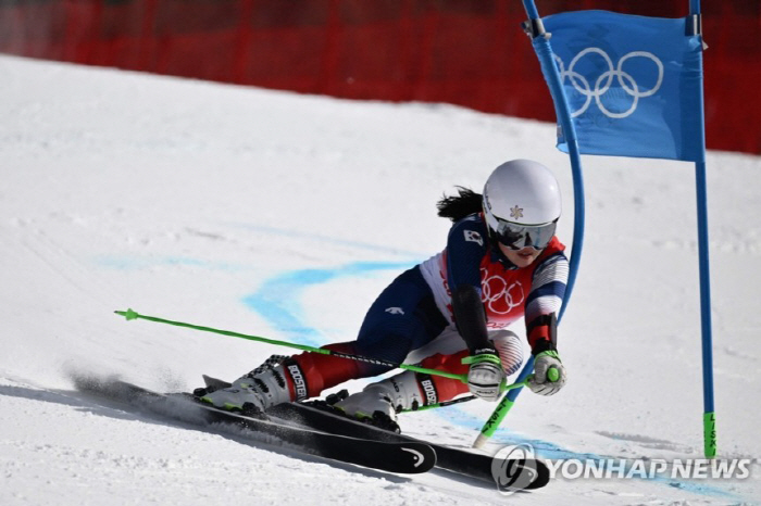  I washed away the pain of no medal 8 years ago Kim So-hee, Alpine Ski Women's Spinning Silver