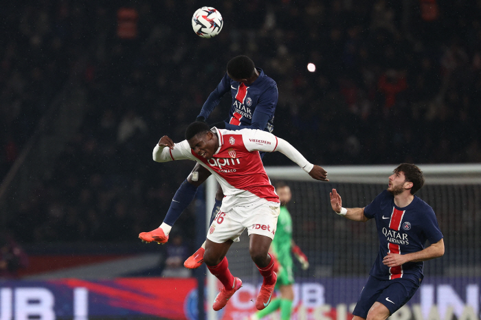 Paris' NEW Messi Lee Kang-in scored in 27 minutes  2 consecutive games in the league, but failed to attack P.H.Vicha's debut goal  Dembele multi-goal PSG won 41 against Monaco