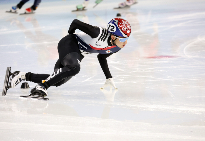  Jang Sung-woo's first individual competition, men's 1,000m short track gold medal → Emperor Park Ji-won's support controversy Lin Xiaojun failed to advance to the final