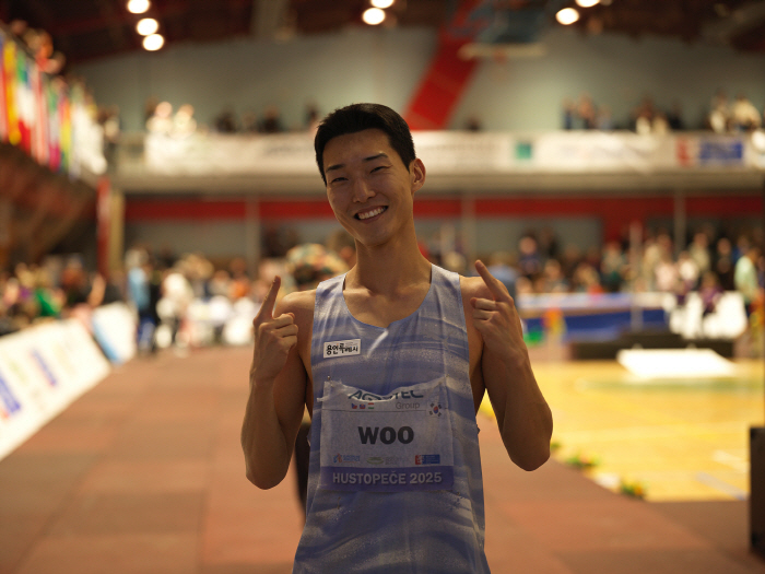 Woo Sang-hyuk, who runs again, laughed again...Win over 2m31 in the first competition of the season → tied for first place in the record