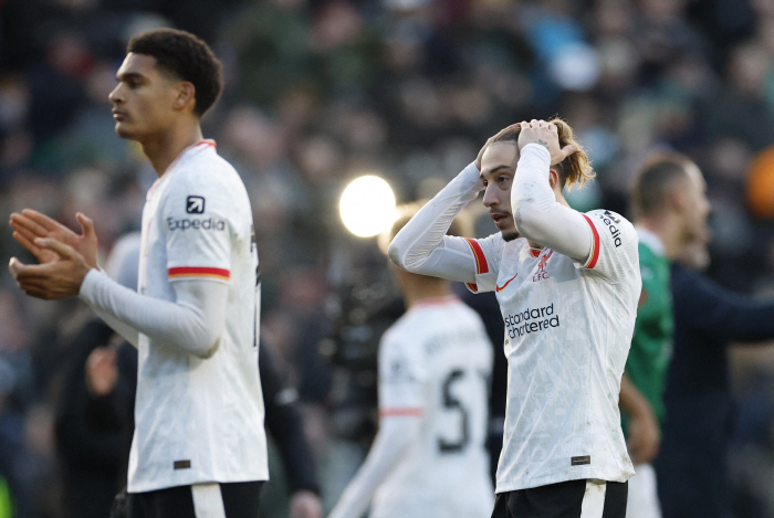 Is this the No. 1 EPL team? Liverpool's second-division second-place team was shocked and eliminated from the FA Cup!Plymouth Hazard's good defense