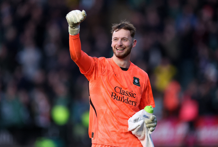 Is this the No. 1 EPL team? Liverpool's second-division second-place team was shocked and eliminated from the FA Cup!Plymouth Hazard's good defense