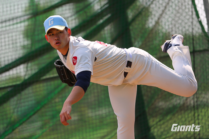 Is this a practice game? Lotte's first experience of ML-style pitch clock → check limit...WBC's sincerity mode is meeting Taiwan. 