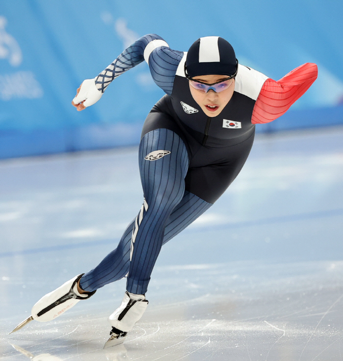 Medals in all events! In the current 女 of 1,000m, ice shinseong, gold 2 silver 1 dong 1 