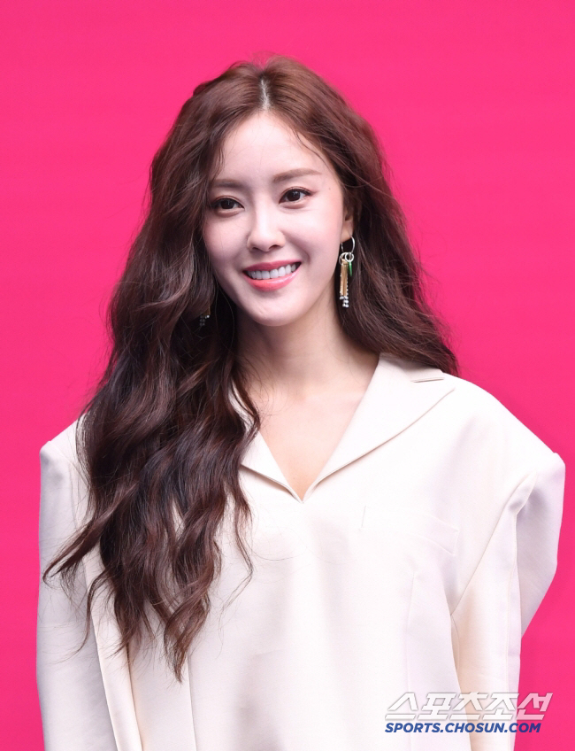 T-ara’s Hyomin to Tie the Knot in Private Ceremony This April