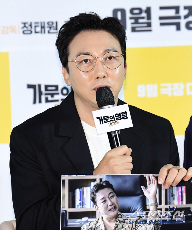 Tak Jae-hoon's use of his wife to hide homosexuality is a problem...Lawyers proceed with a lawsuit for 100 million won in alimony (Round Table's Lawyers) 