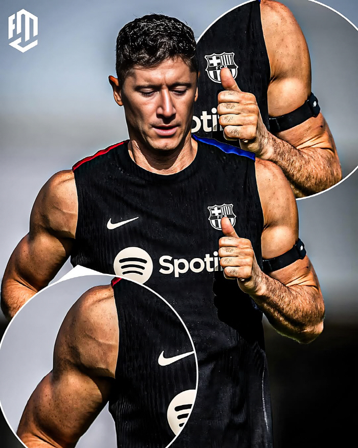 Is this a person? Are you a robot? 36-year-old World's Unlucky Ballon d'Or Attempted, Crazy Muscular Body Topic → Barca Contract Extends to 2027