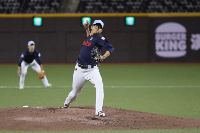 It's too early for spring? Starting from Park Se-woong → Na Kyun-an Blon → Jeong Cheol-won's debut → Hwang Sung-bin's defense...Lotte lost the first round in Taiwan, but fought well 