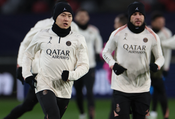 Wow! Lee Kang-in's chances of advancing to the round of 16 at the Champions are soaring, and multi-goal Dembele is much better...PSG win 3-0 over Brest