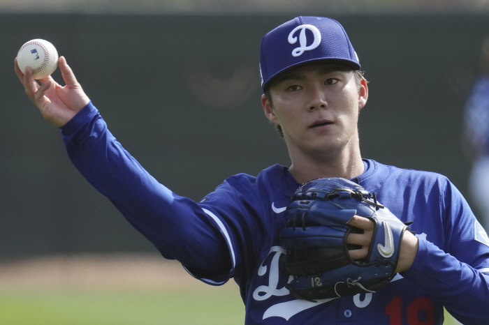 Duo to the mound for the opening game of Tokyo, Yamamoto takes the mound in the first game, and Roberts, who is likely to be in the second game of Sasaki