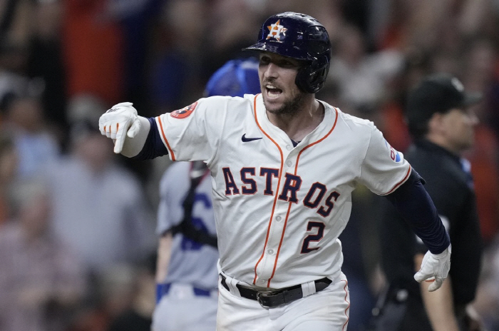 The last FA Bregman, eventually wearing red socks. Boston to sign a three-year, 120 million contract