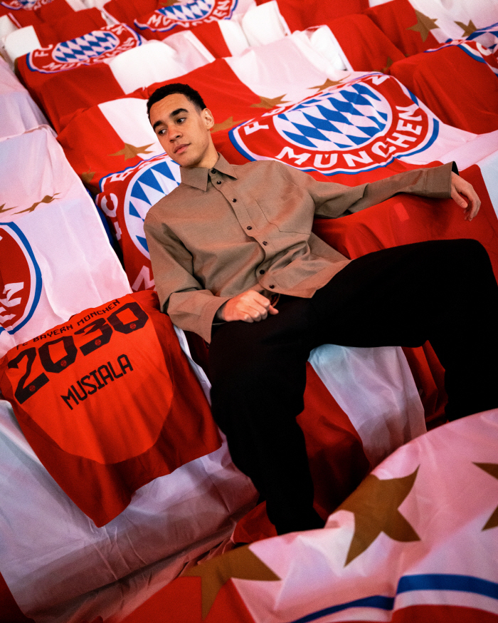  Kim Min-jae is gasping. 21-year-old Ballon d'Or-class talent, total 190 billion  buyout 265 billion Bayern re-signing by 2030