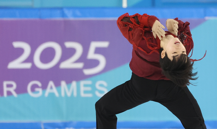  There's no Japan! Cha Jun-hwan X Kim Chae-yeon's thrilling reversal, the first winter AG men's and women's gold medals in figure skating history!