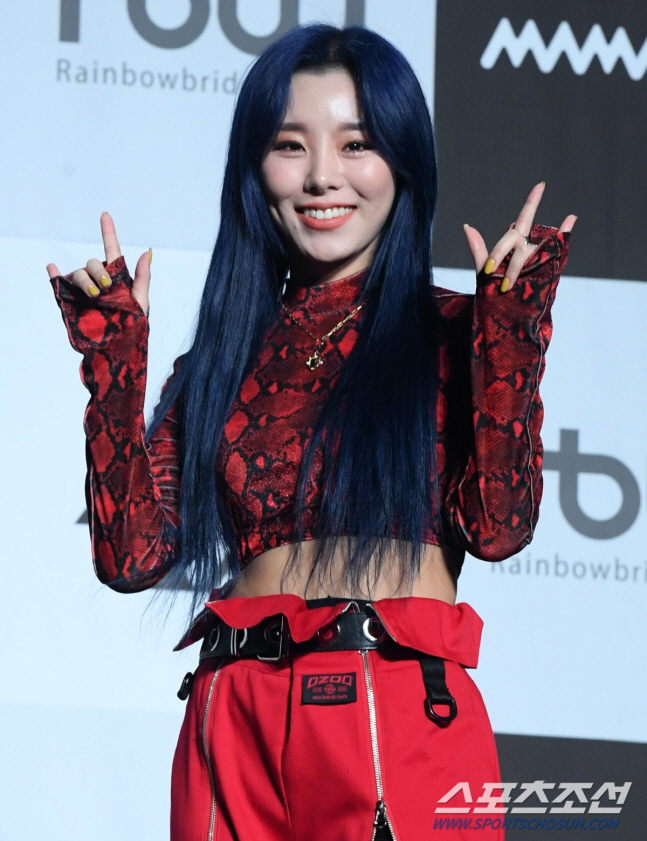 20.2 billion sales Mamamoo's Whee In FA Advantage  Honestly, make a lot of money, and the new agency is important for work-life balance (The Seasons) 