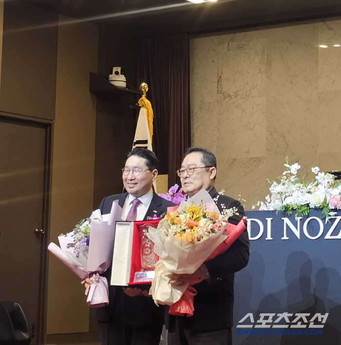 Korea, a cycling powerhouse!Let's run together. LS3 generation Chairman Lee Sang-hyun, Cycling Federation Chairman Inauguration Ceremony More than 300 athletes from the sports world X the business world will cheer for one heart