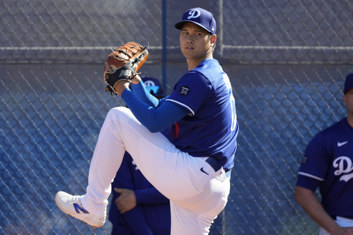 Huh? Ohtani only came out 148km → Dozens of people were called to the first bullpen pitcher after surgery