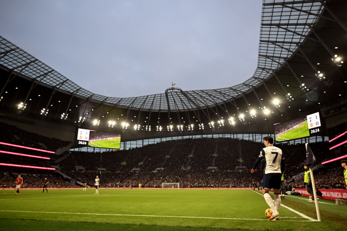 It could have been the last time, but the SON meeting failed → Miracle Eriksen's tears...I'm more worried because it's a heart problem. Rumors of retirement for a reason