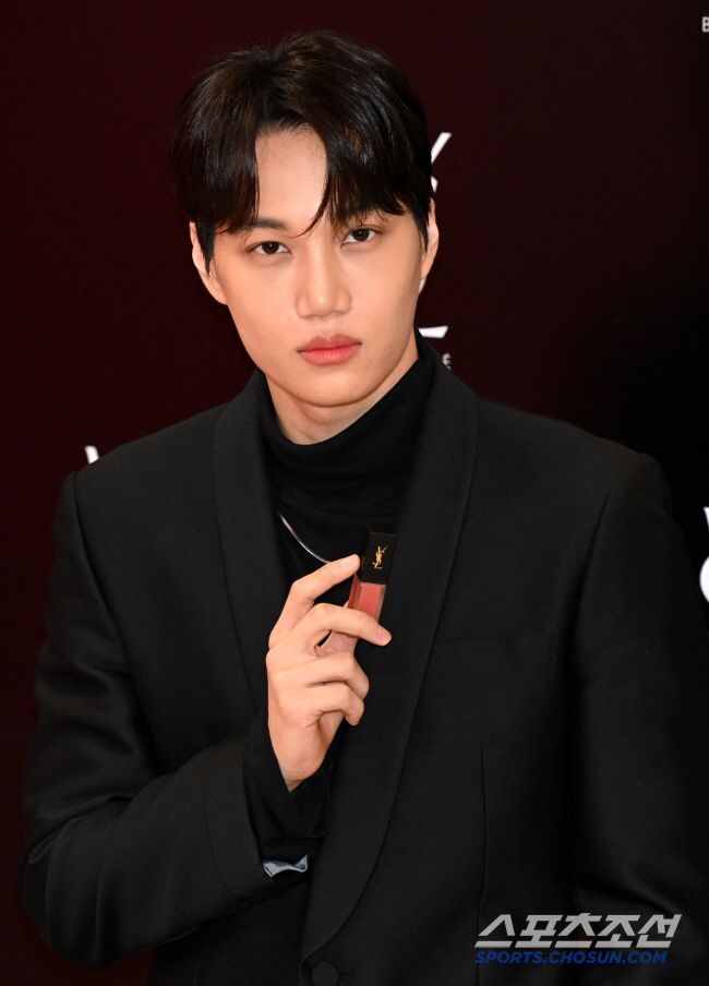 EXO's Kai Joins 'Changing Majors' After Military Discharge