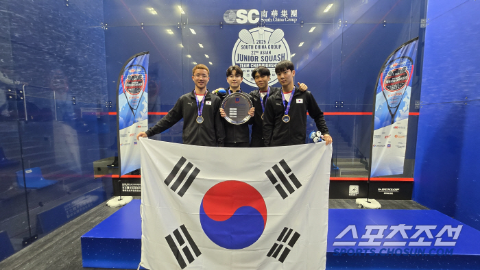 Please take care of LA2028, Squash wins the first team competition at the Youth Championship!Na Joo-young Oh Seo-jin Ryu Jung-wook Lee Jong-hyuk