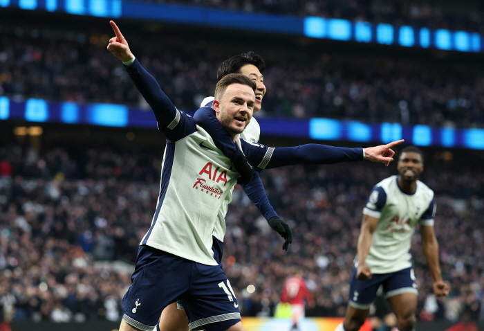 Son Heung-min won the 87th minute  Madison final goal Tottenham and Manchester United 1-0 in the match against each other...15th place → 12th place, 3 steps jump 